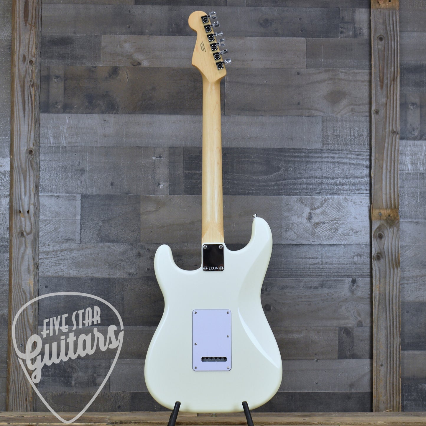 Fender Standard Stratocaster Maple Fingerboard - Olympic White