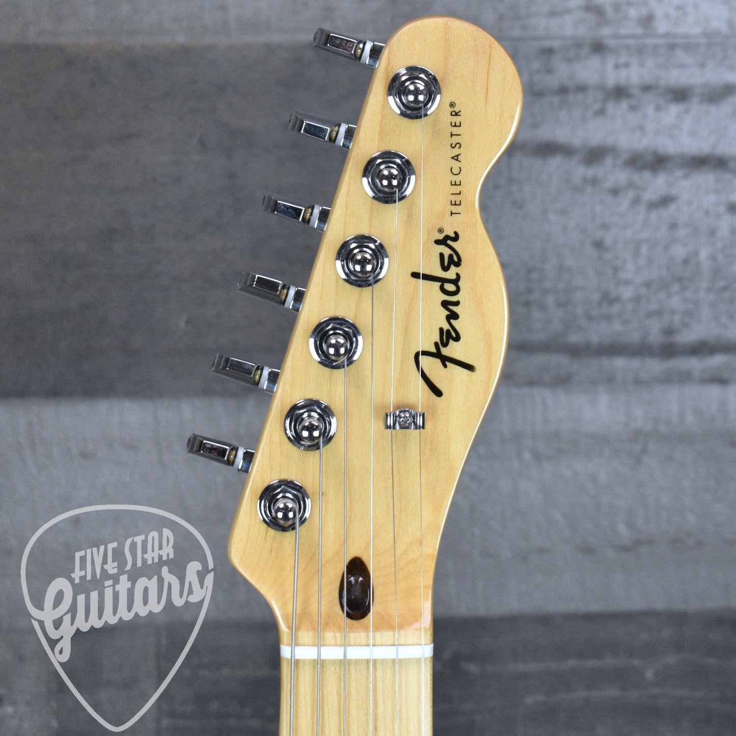 Fender Standard Telecaster Maple Fingerboard - Butterscotch Blonde