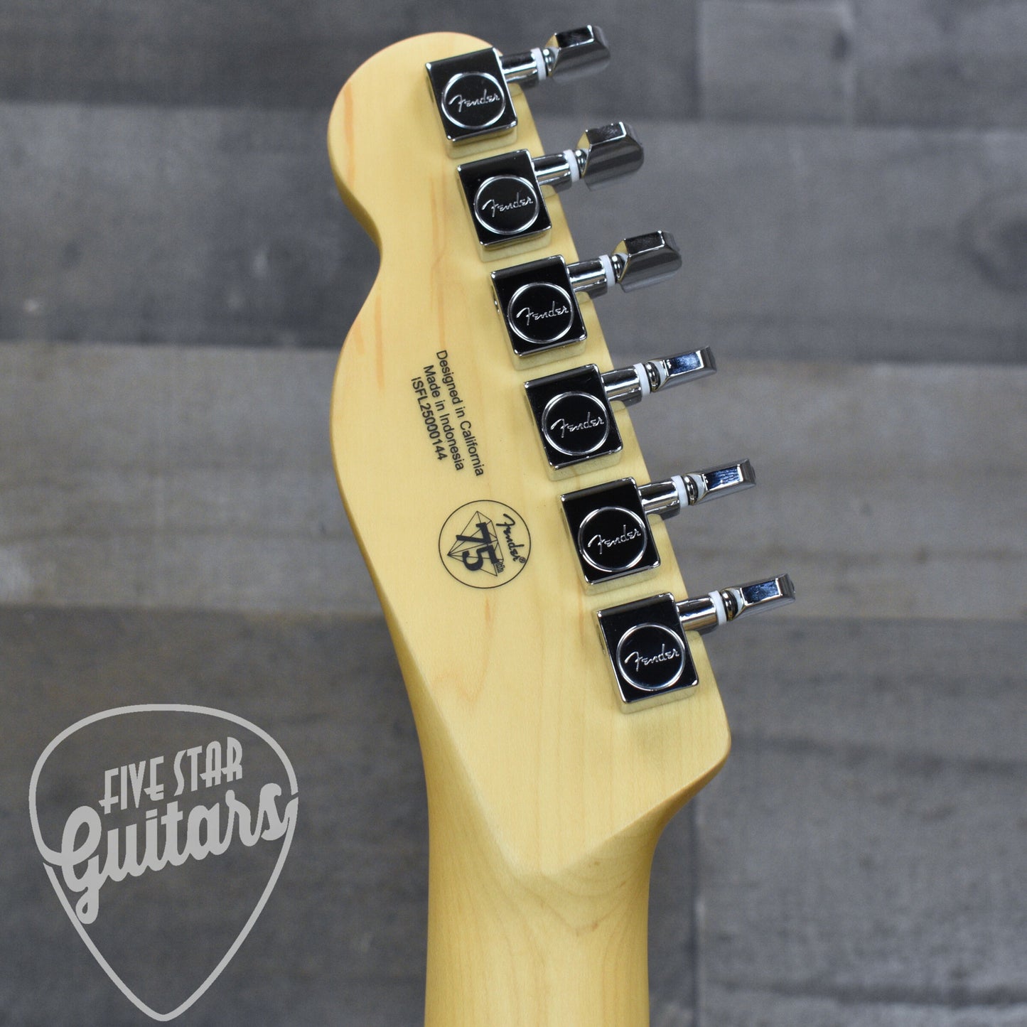 Fender Standard Telecaster Maple Fingerboard - Butterscotch Blonde