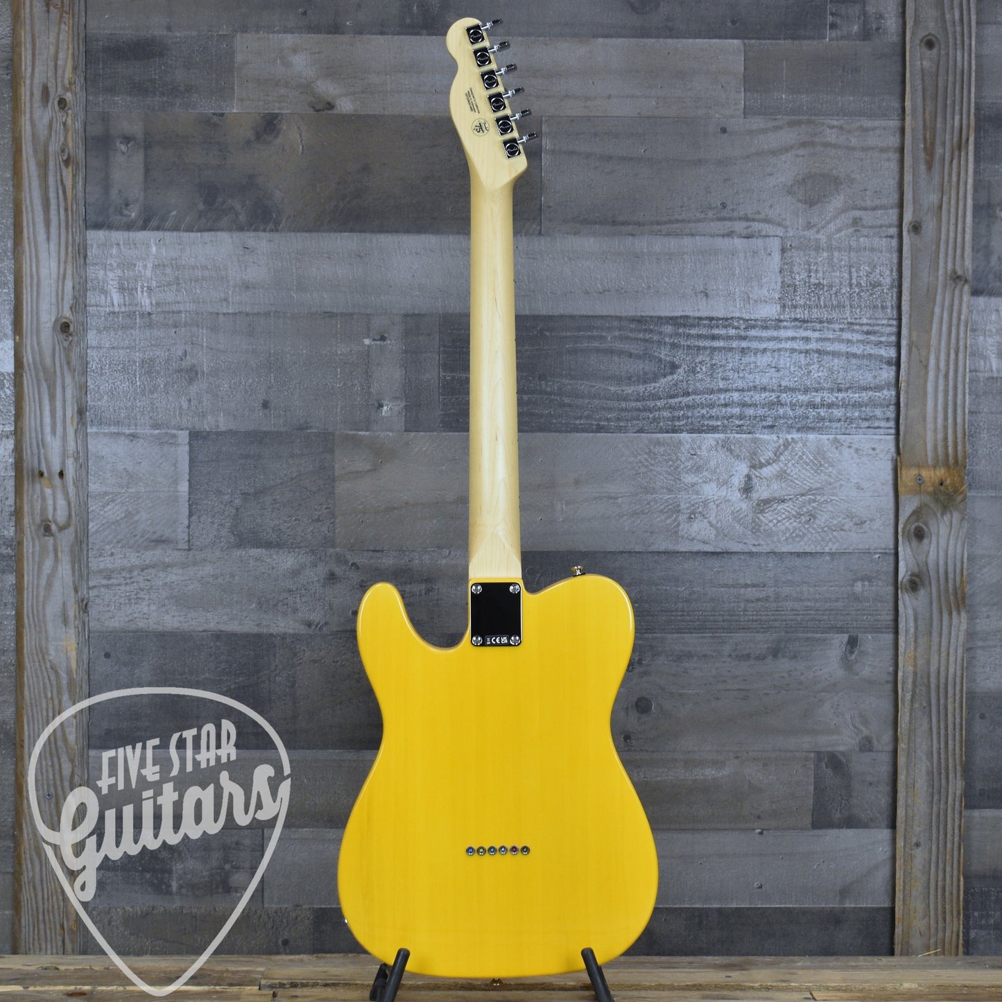 Fender Standard Telecaster Maple Fingerboard - Butterscotch Blonde