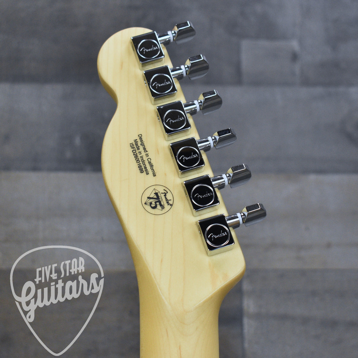 Fender Standard Telecaster Maple Fingerboard - Butterscotch Blonde