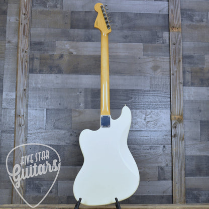 Fender Vintera  III Early 60s Bass VI - Olympic White with Gigbag