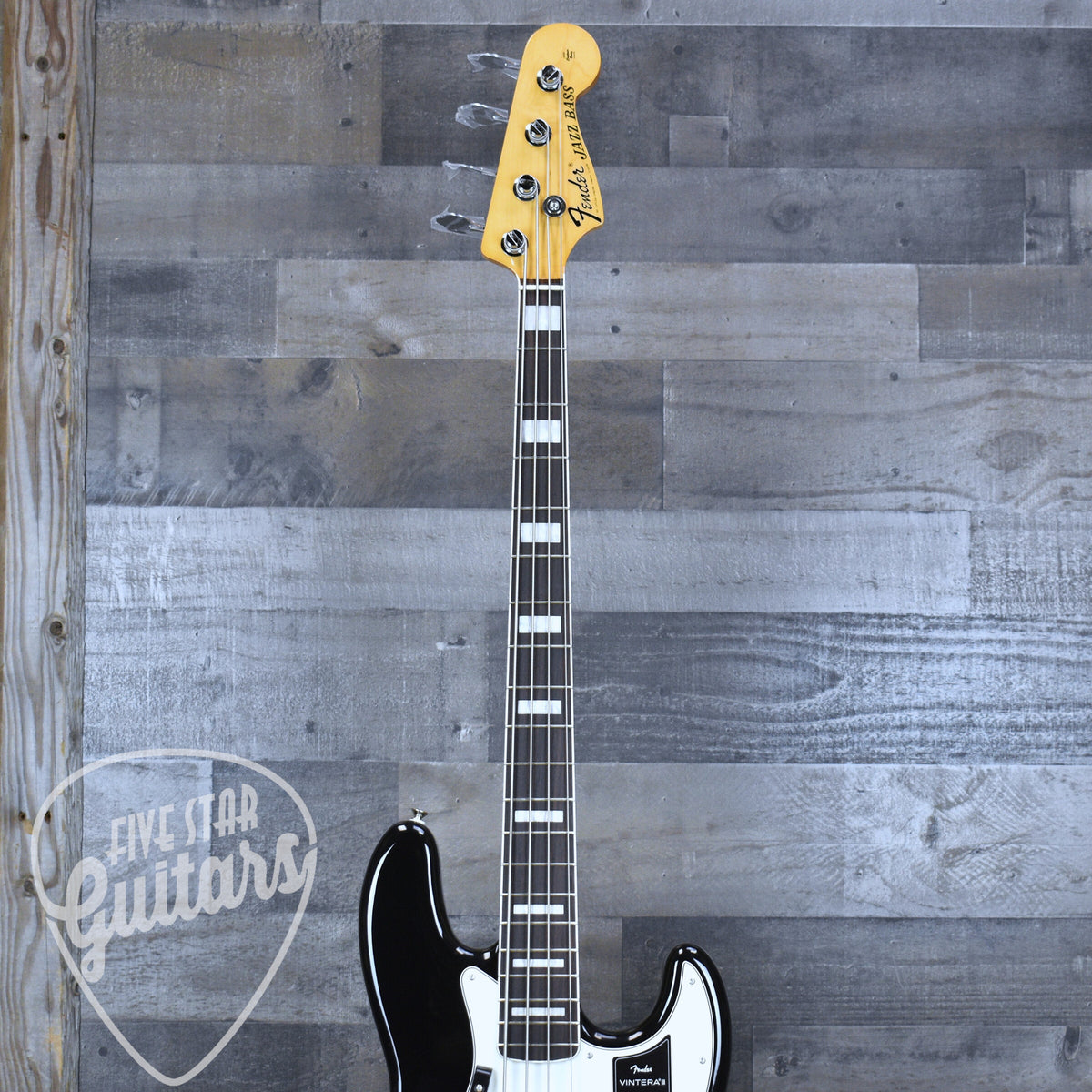 Fender Vintera III Early 70s Jazz Bass - Black with Gigbag