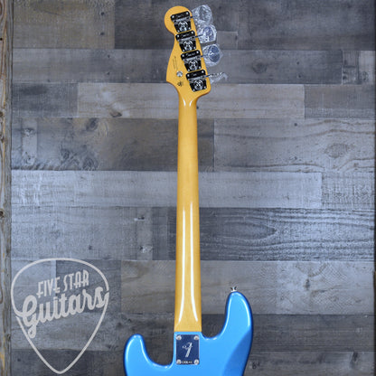 Fender Vintera III Late 60s Precision Bass - Lake Placid Blue with Gigbag