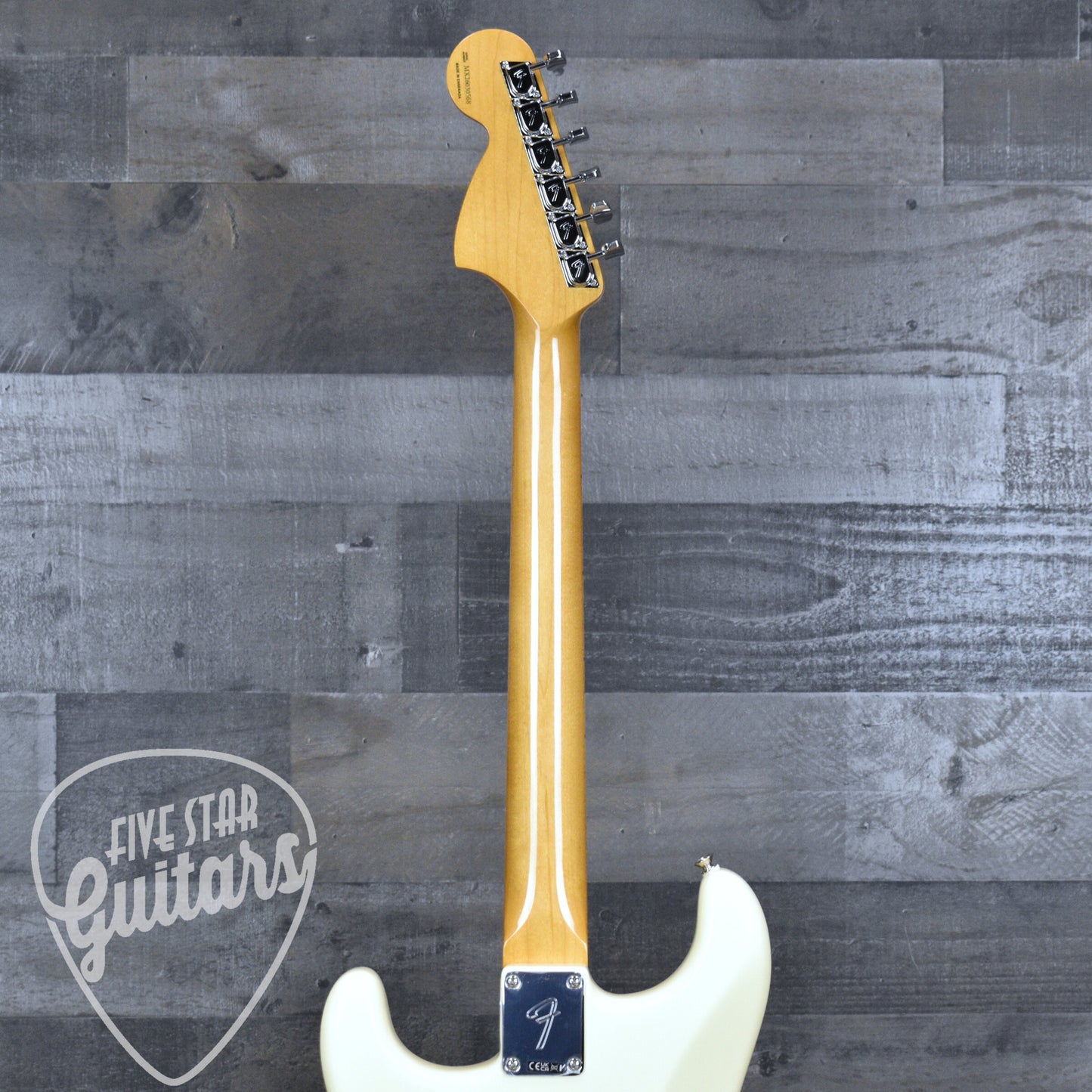 Fender Vintera III Late 60s Stratocaster - Olympic White with Gigbag