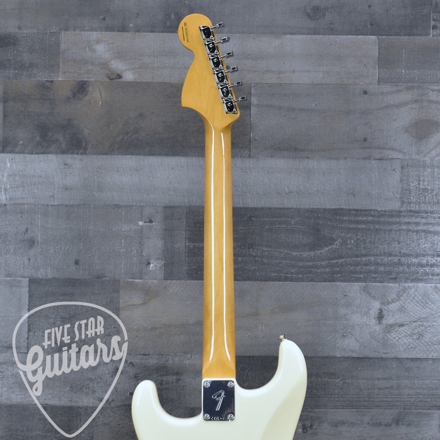 Fender Vintera III Late 60s Stratocaster - Olympic White with Gigbag