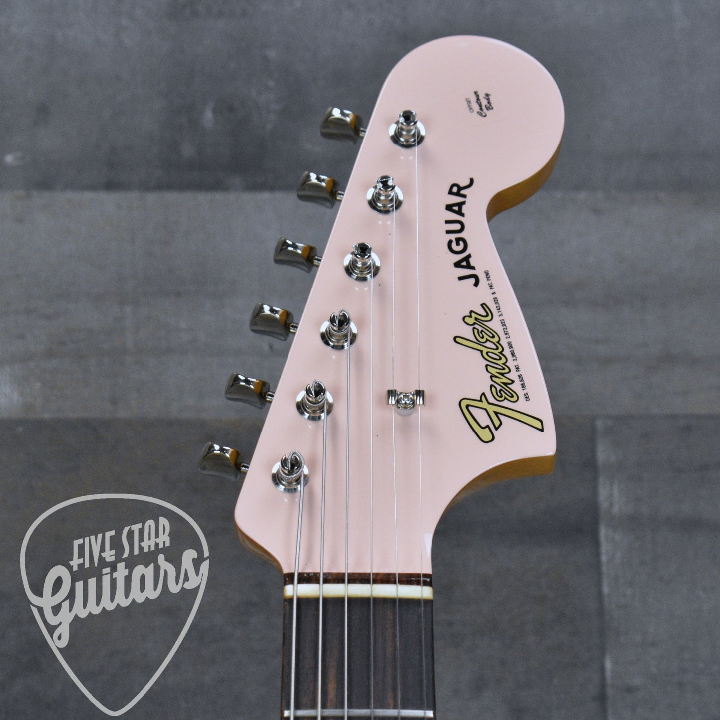 Fender Vintera  III Mid 60s Jaguar - Shell Pink with Gigbag