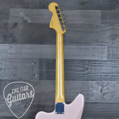 Fender Vintera  III Mid 60s Jaguar - Shell Pink with Gigbag
