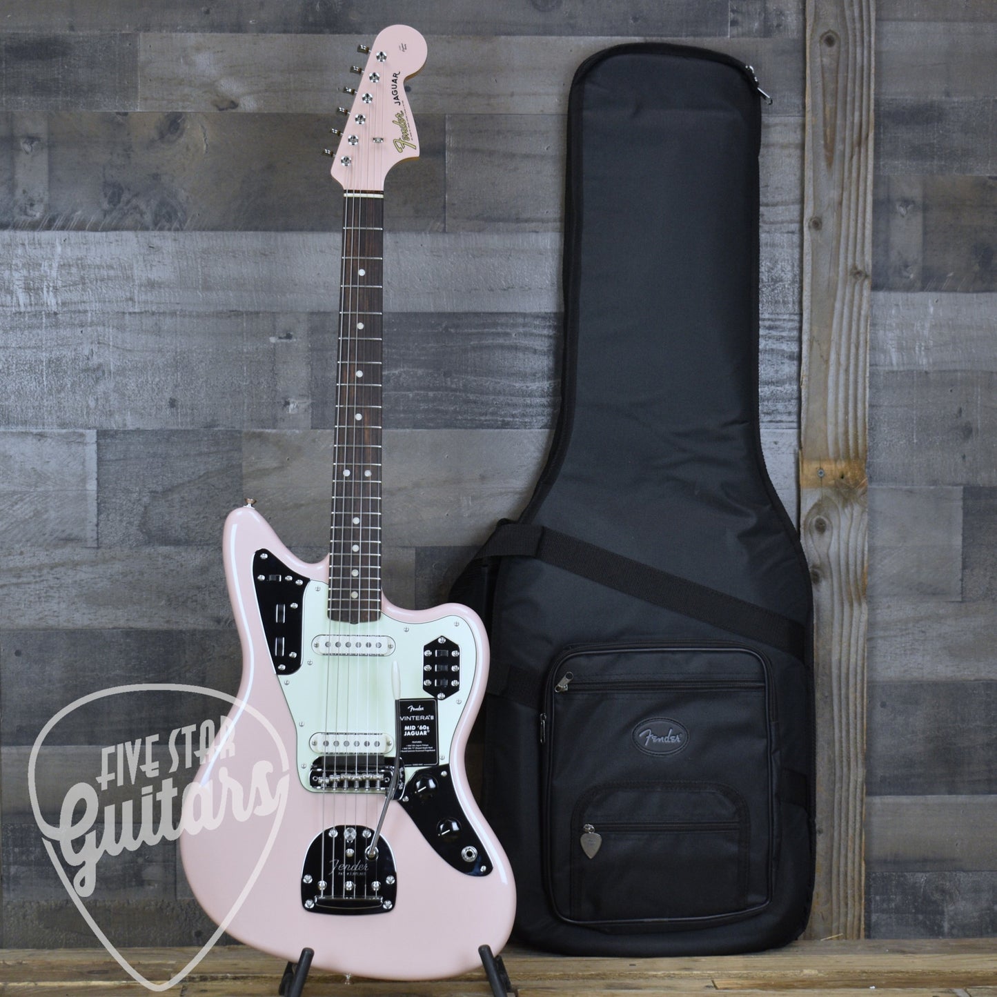 Fender Vintera  III Mid 60s Jaguar - Shell Pink with Gigbag