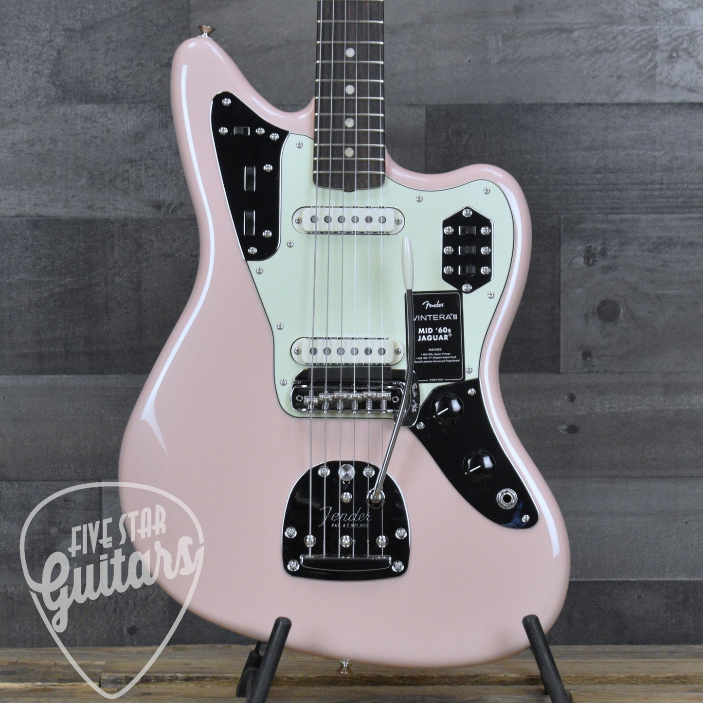Fender Vintera  III Mid 60s Jaguar - Shell Pink with Gigbag