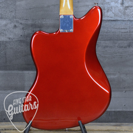 Fender Vintera III Mid 60s Jazzmaster - Candy Apple Red with Gigbag