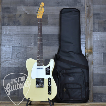Fender Vintera III Mid 60s Telecaster - Vintage Blonde with Gigbag
