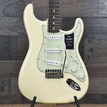 Fender Vintera II '60s Stratocaster Rosewood Fingerboard - Olympic White with Gigbag