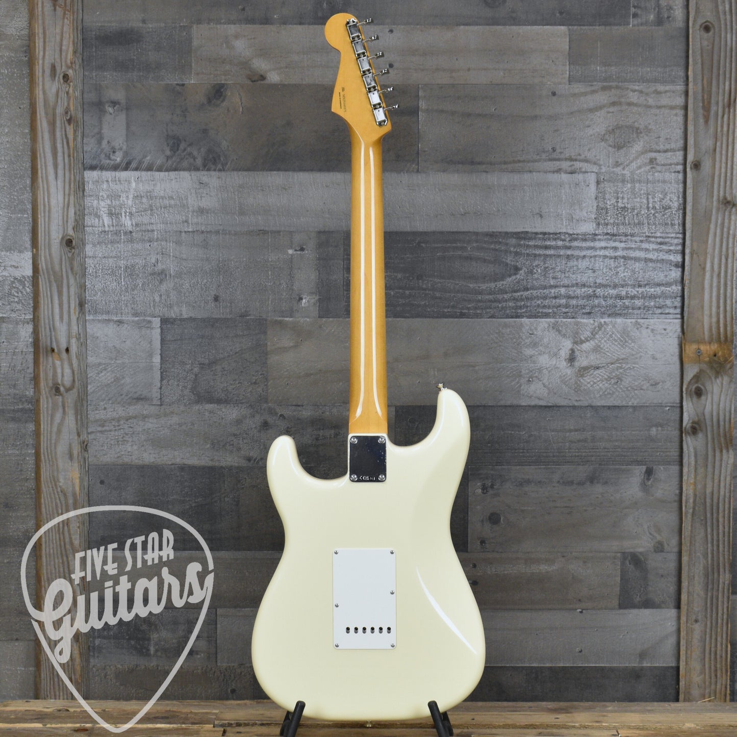 Fender Vintera II '60s Stratocaster Rosewood Fingerboard - Olympic White with Gigbag