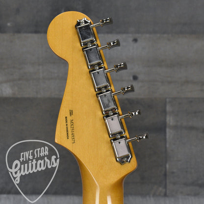 Fender Vintera II '60s Stratocaster Rosewood Fingerboard - Olympic White with Gigbag