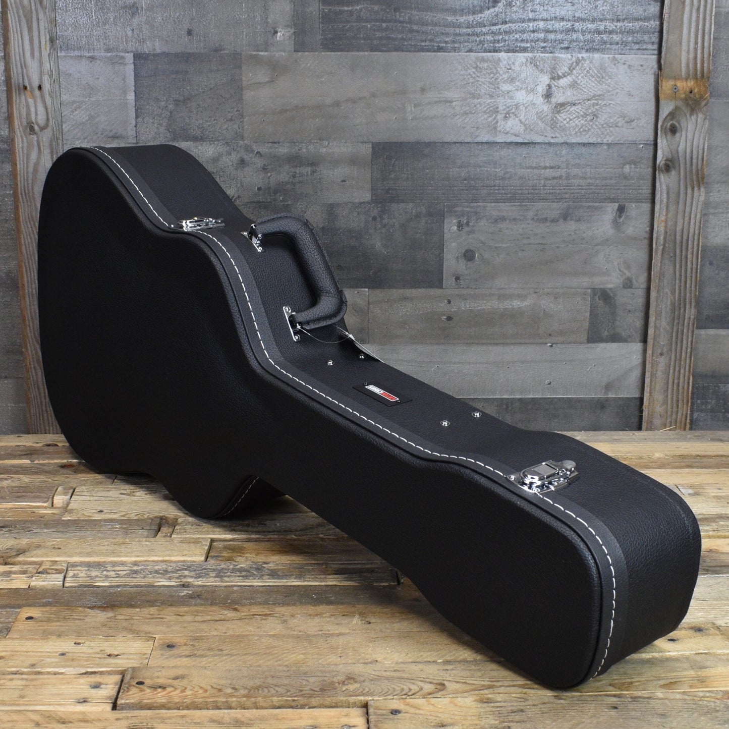 Gator Dreadnought Guitar Deluxe Wood Case