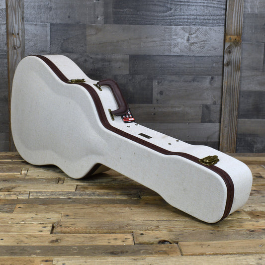 Gator Journeyman Dreadnaught Acoustic Deluxe Wood Case