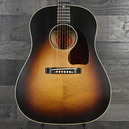 Gibson 1942 Banner J-45 -  Vintage Sunburst with Hard Shell Case