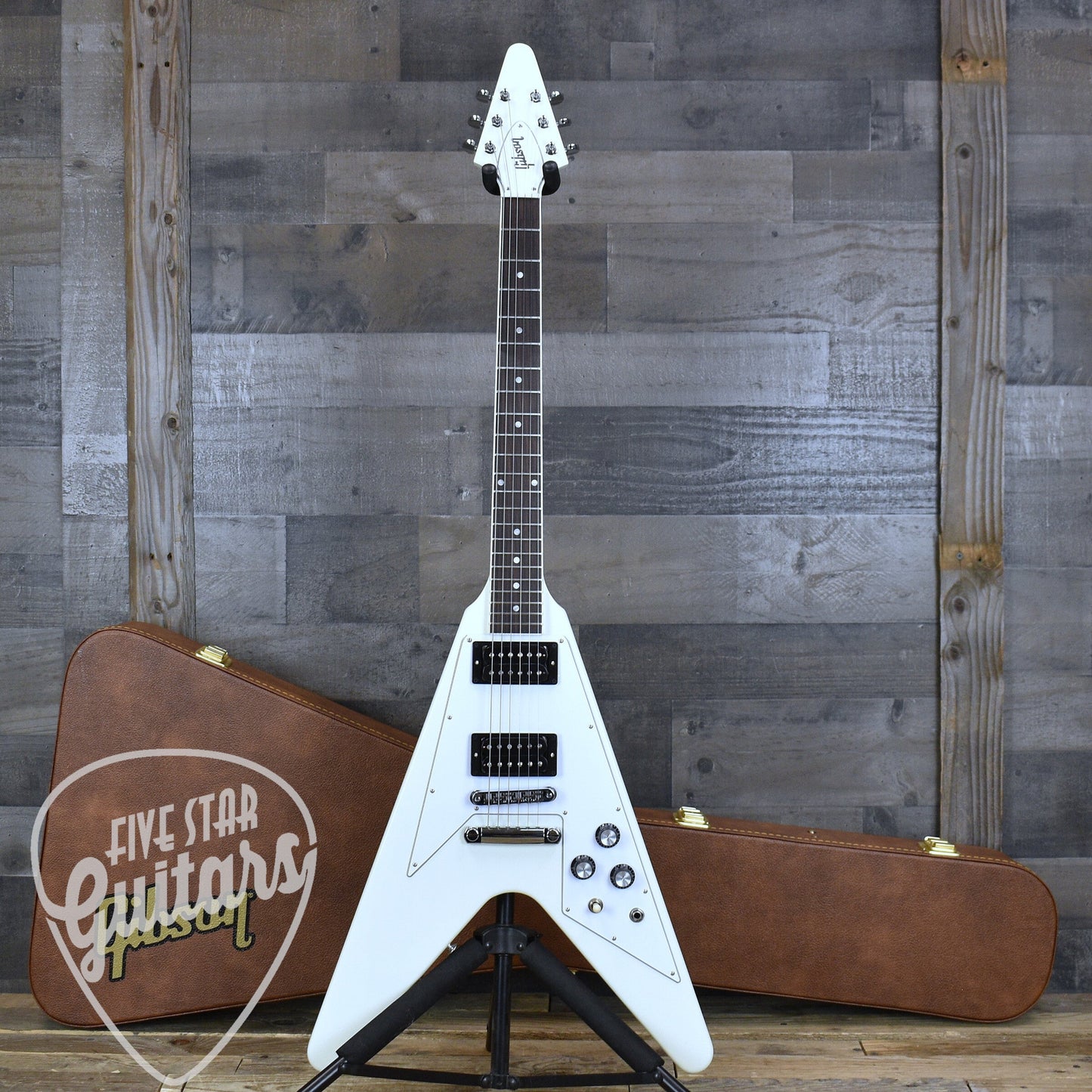Gibson 70's Flying V - Classic White with Hard Shell Case