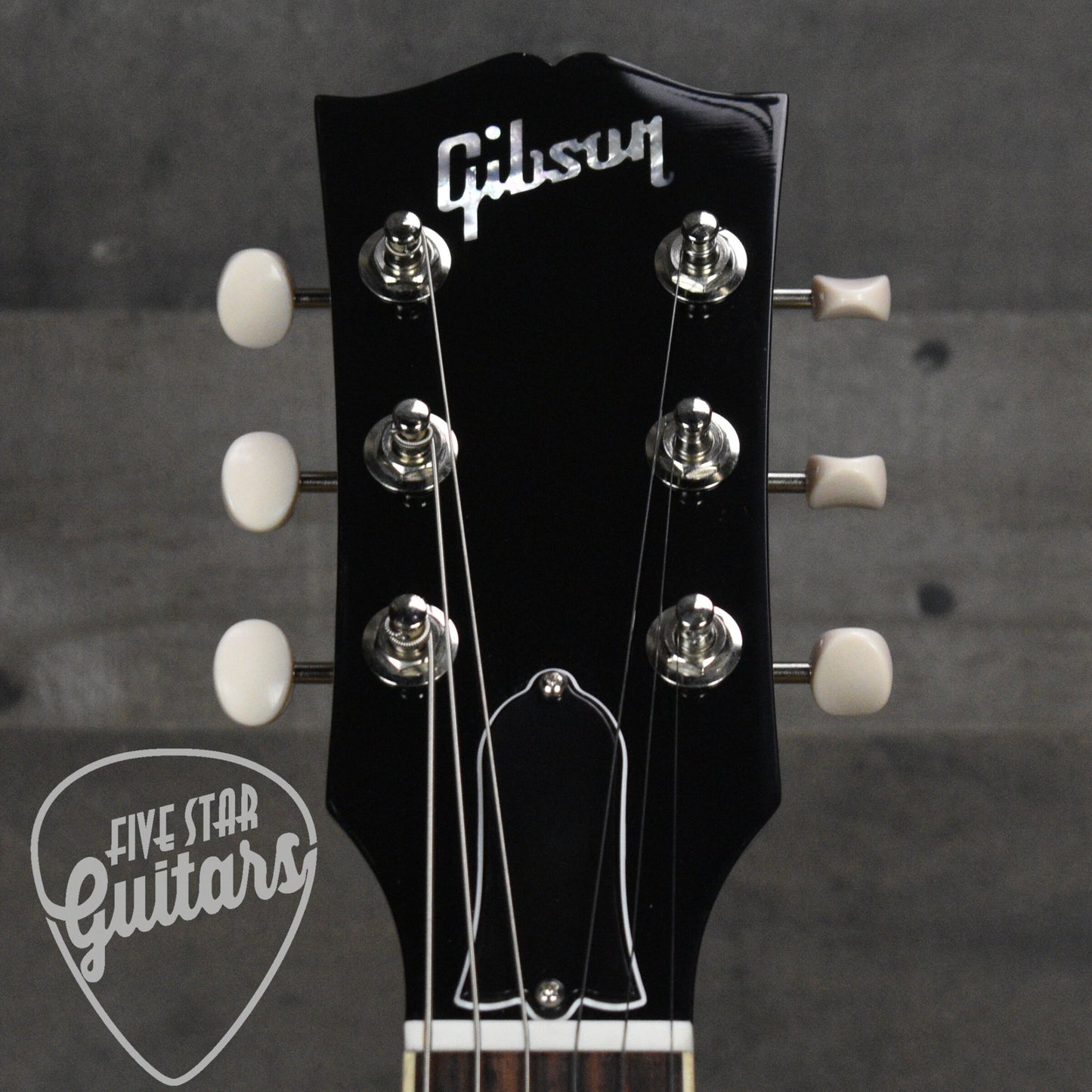 Gibson ES-330 - Sixties Cherry with Hard Shell Case