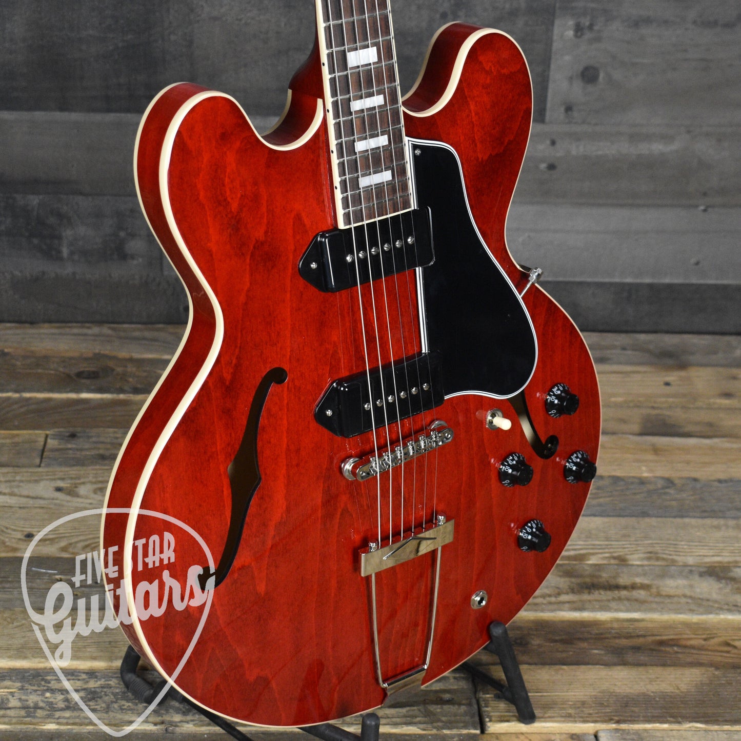 Gibson ES-330 - Sixties Cherry with Hard Shell Case
