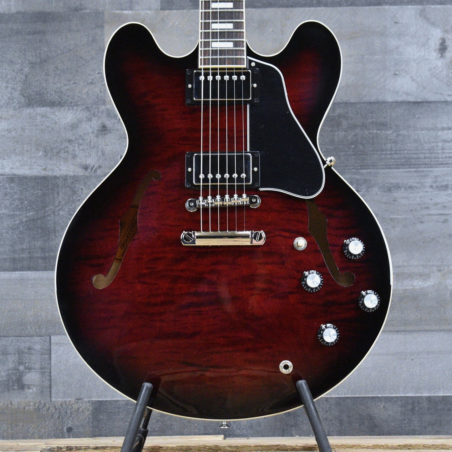 Gibson ES-335 Figured - Blood Moon Burst with Hard Shell Case