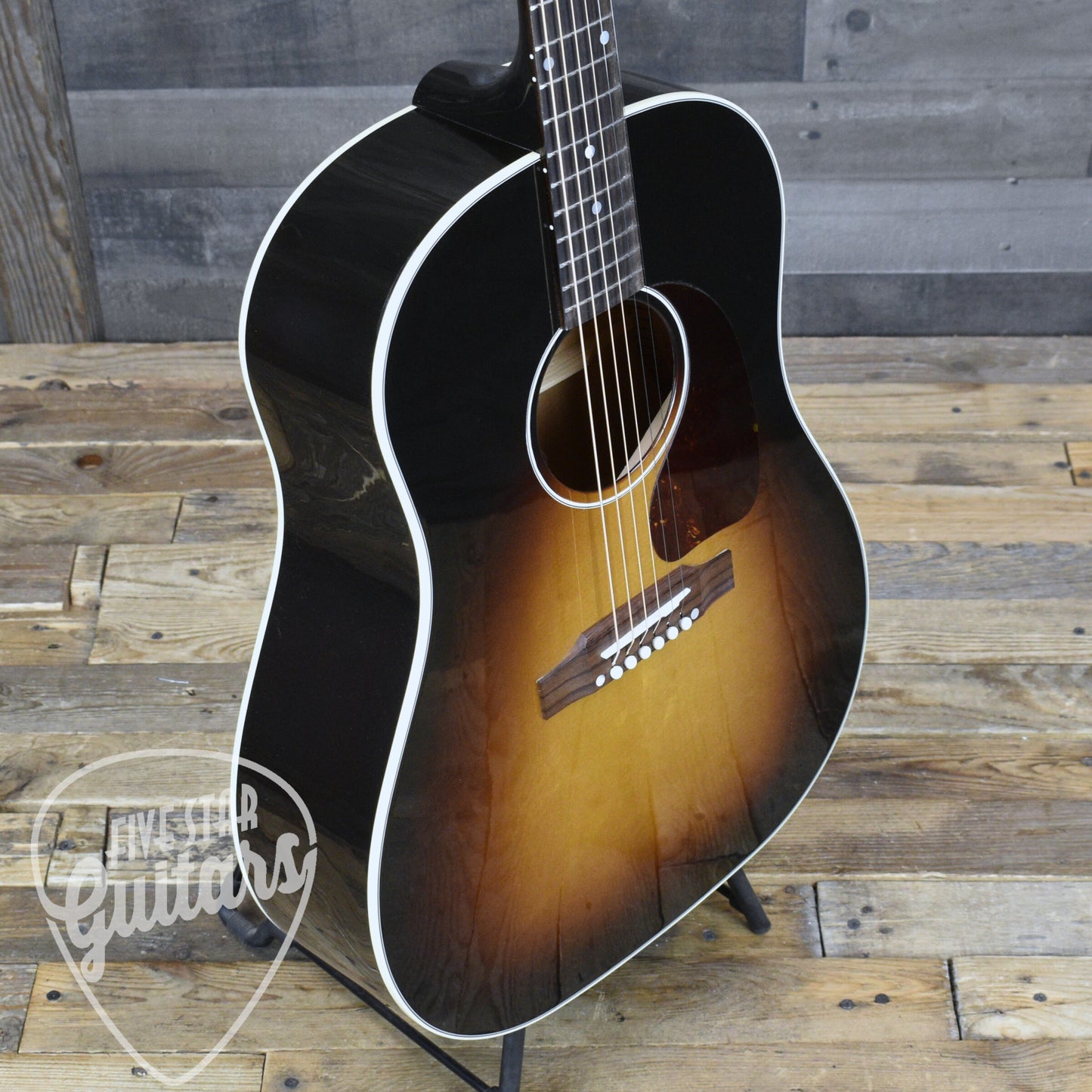 Gibson J-45 Standard - Vintage Sunburst with Hard Shell Case