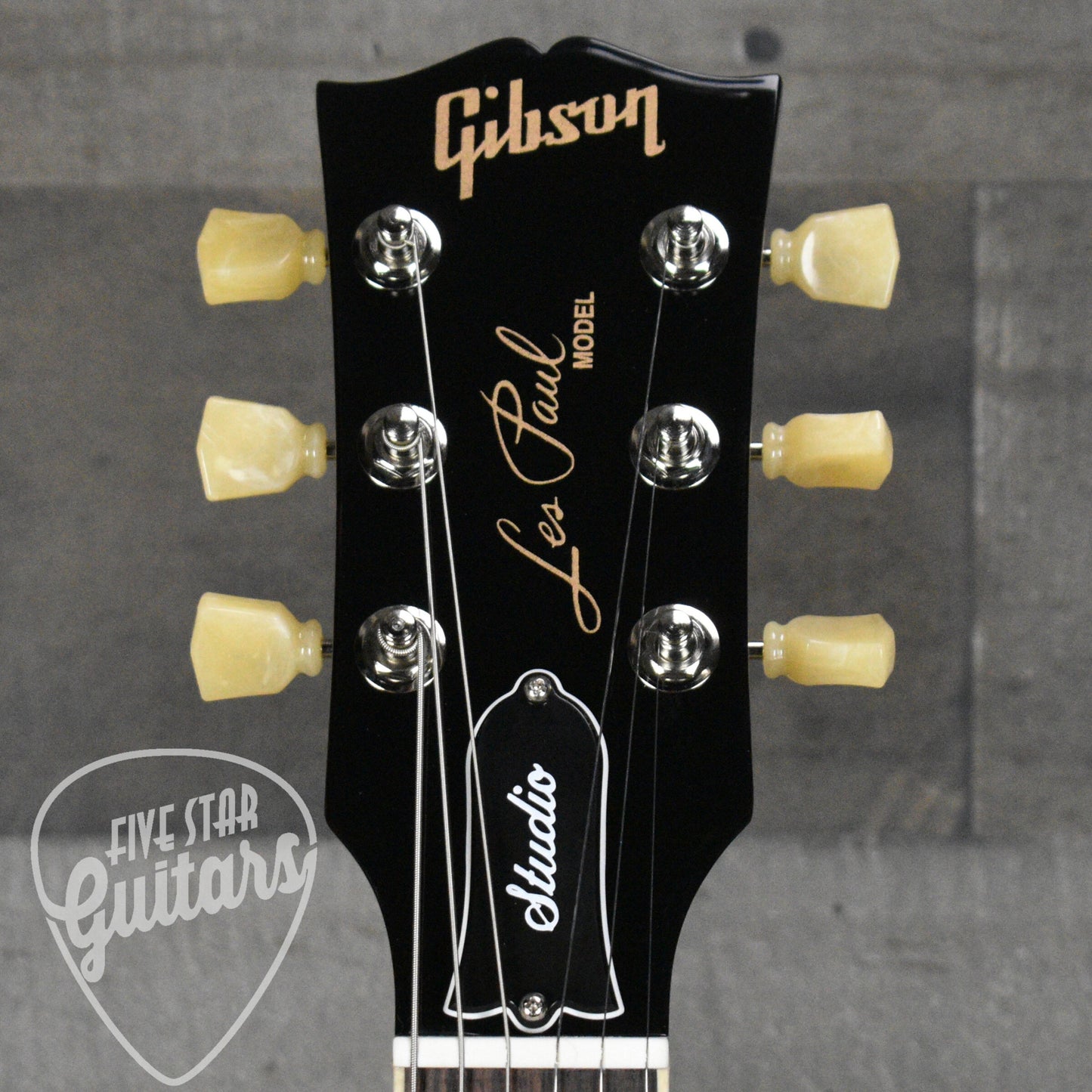 Gibson Les Paul Studio - Wine Red with Soft Shell Case