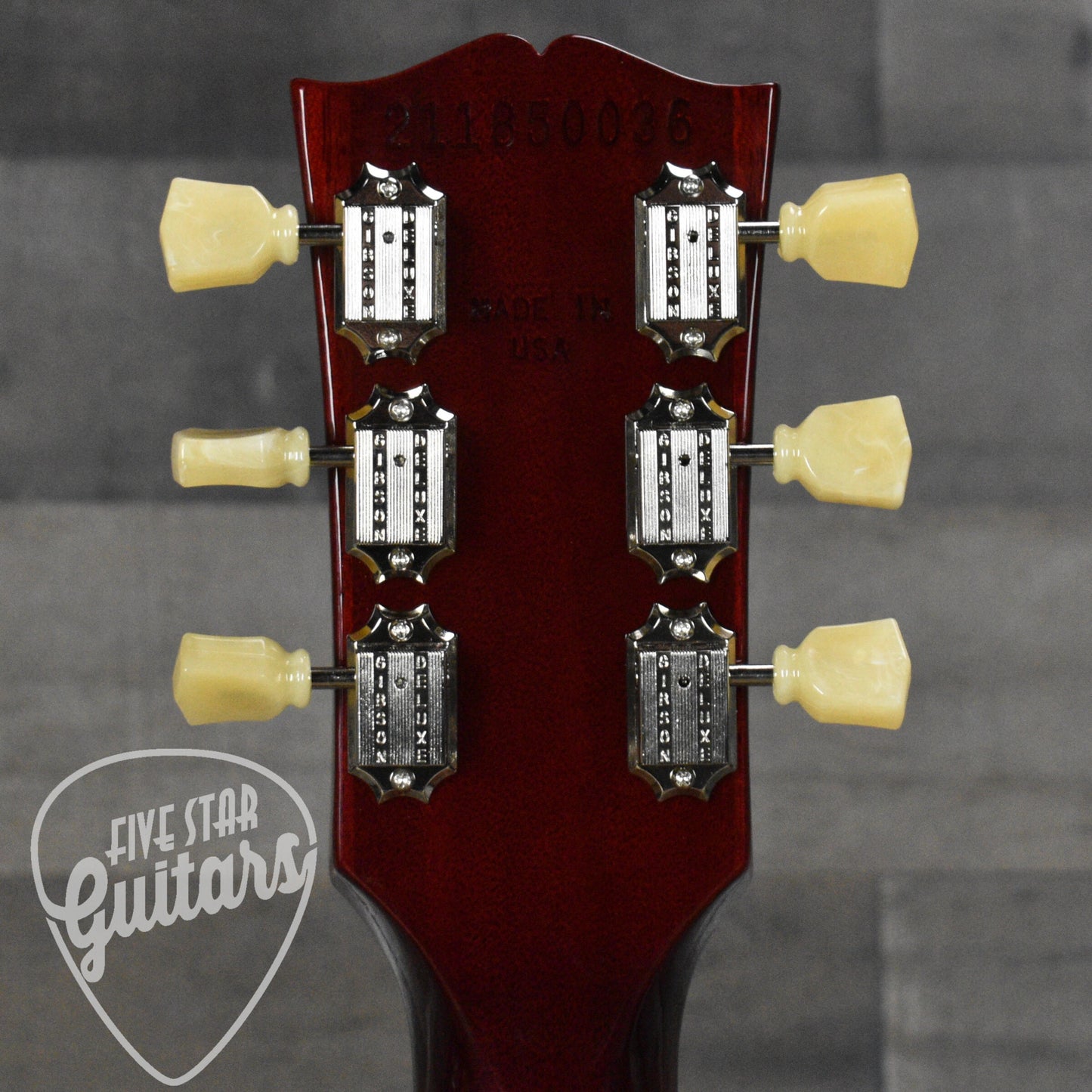 Gibson Les Paul Studio - Wine Red with Soft Shell Case