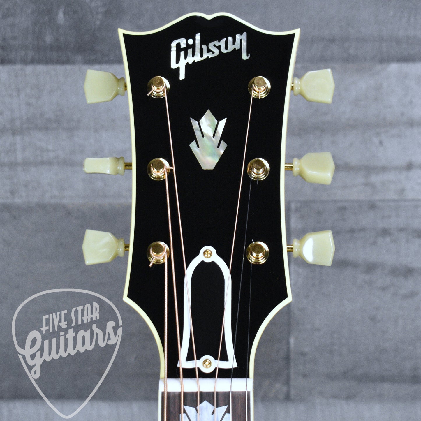 Gibson SJ-200 Original - Antique Natural with Hard Shell Case