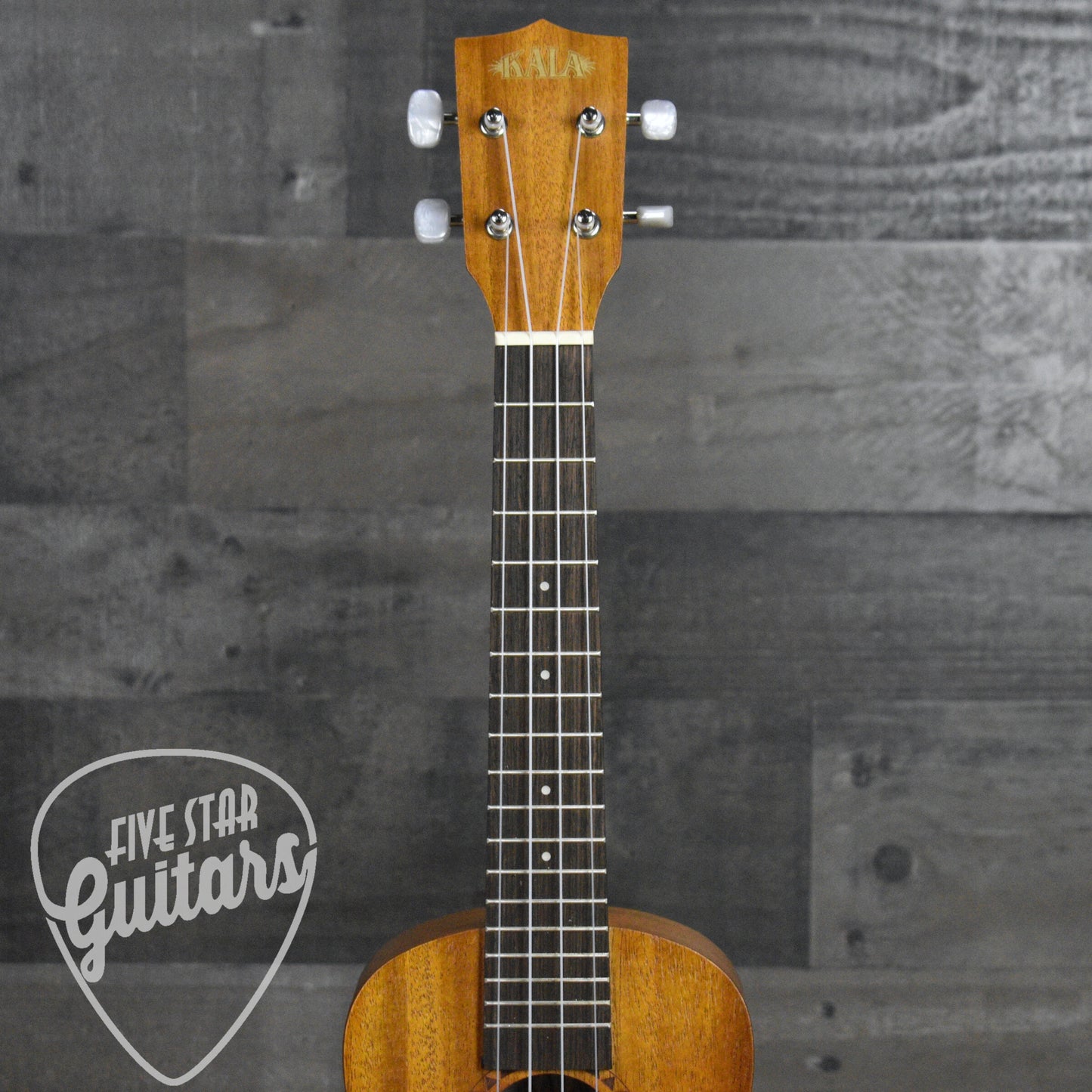 Kala KA-15C Concert Ukulele Bundle - Satin Mahogany