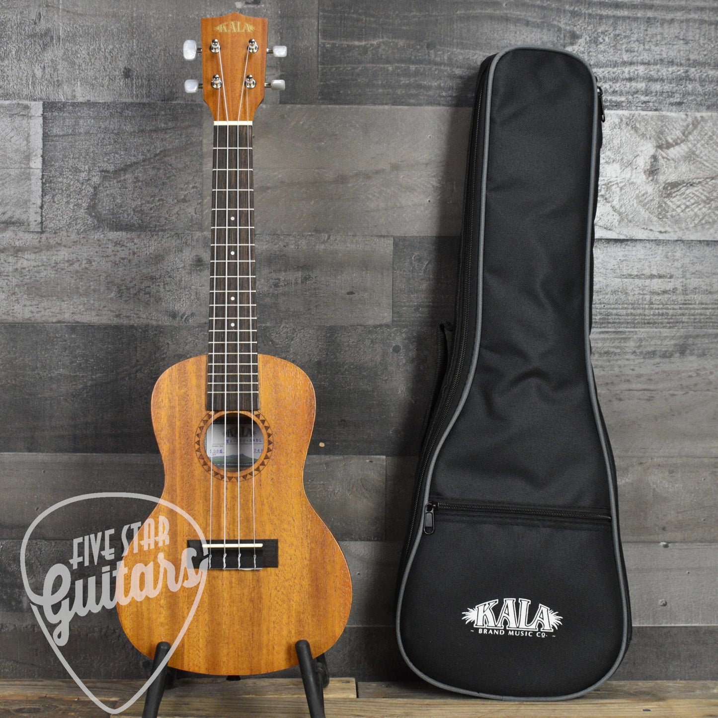 Kala KA-15C Concert Ukulele Bundle - Satin Mahogany