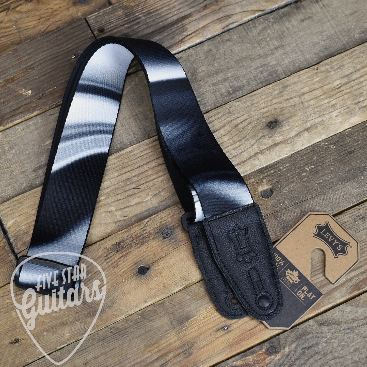 Levy's Cyber Gradient Strap - Black and Silver