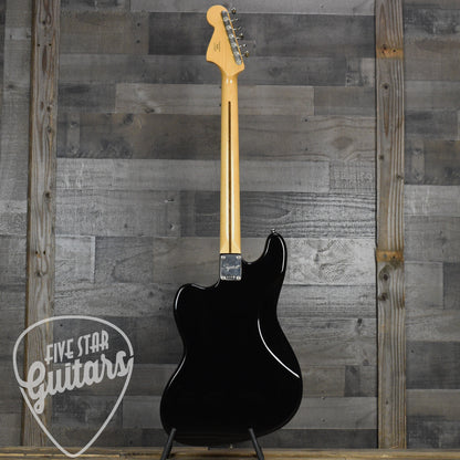 Limited Edition Squier Classic Vibe Bass VI Maple Fingerboard Black Pickguard Matching Headstock - Black