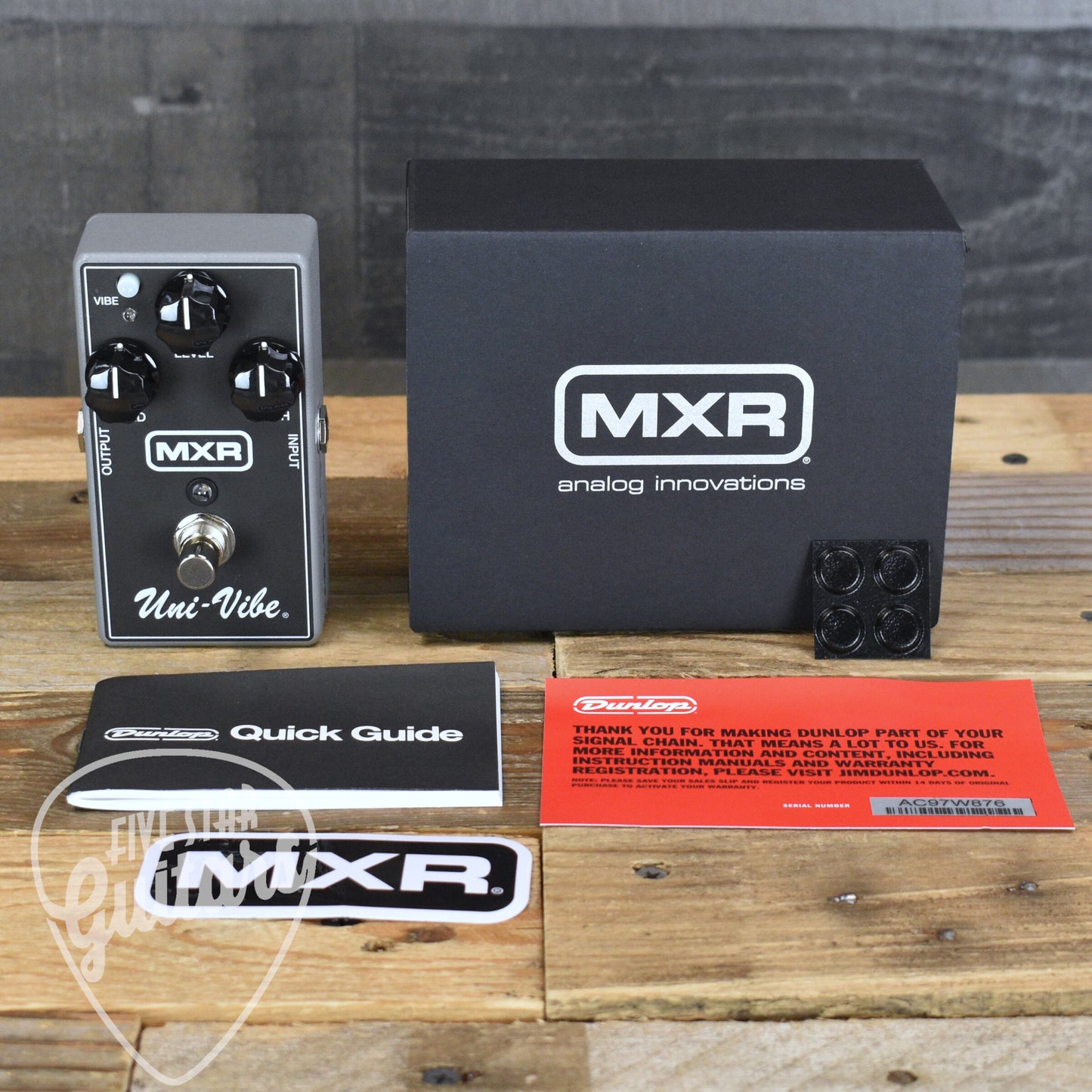 MXR M68 Uni-Vibe Chorus / Vibrato Pedal