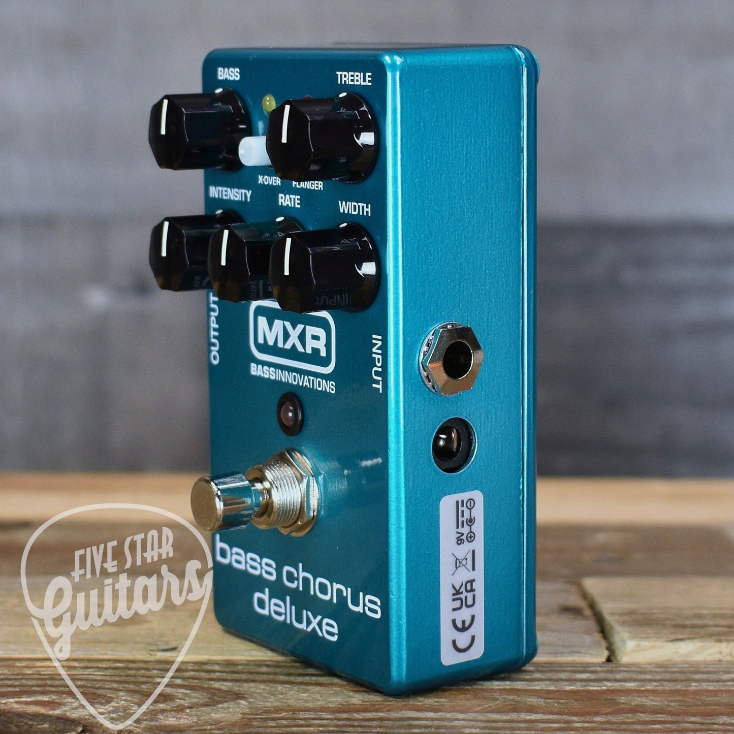 MXR M83 Bass Chorus Deluxe