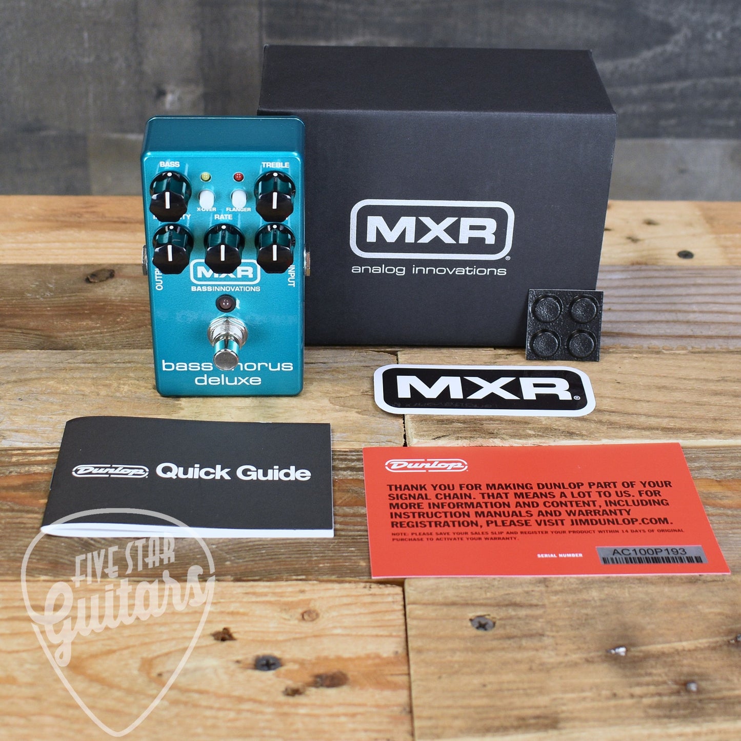 MXR M83 Bass Chorus Deluxe