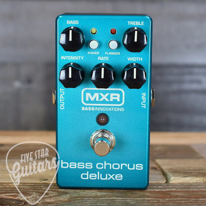 MXR M83 Bass Chorus Deluxe