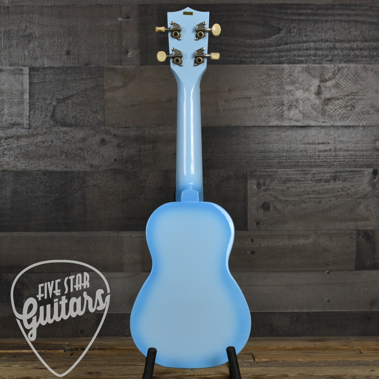 Makala Dolphin Uke Light Blue Burst
