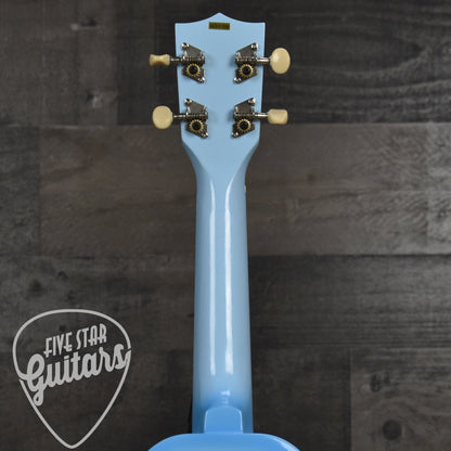 Makala Dolphin Ukulele Light Blue Burst