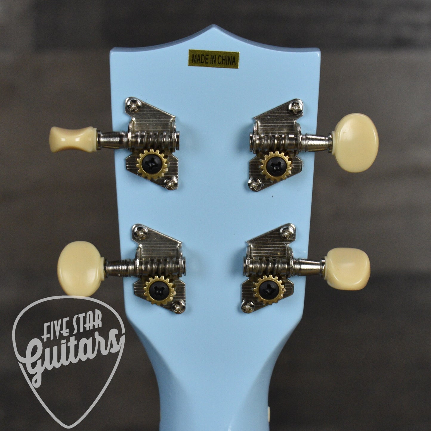 Makala Dolphin Uke Light Blue Burst