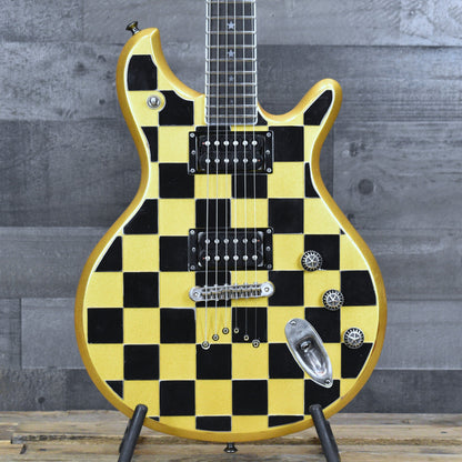 McSwain Guitars "Goldie" - with Hardshell Case