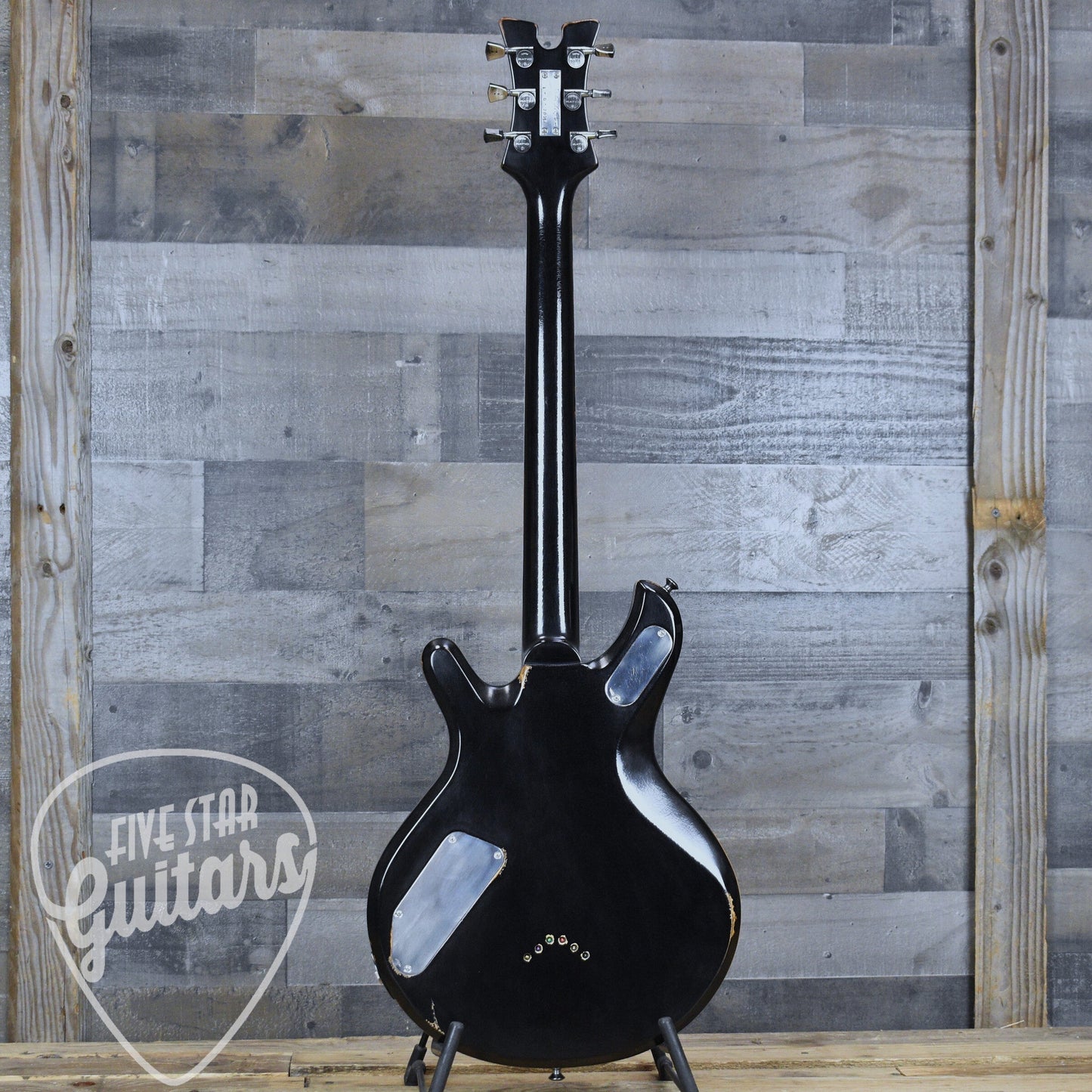 McSwain Guitars "Silver Bolt" - with Hardshell Case