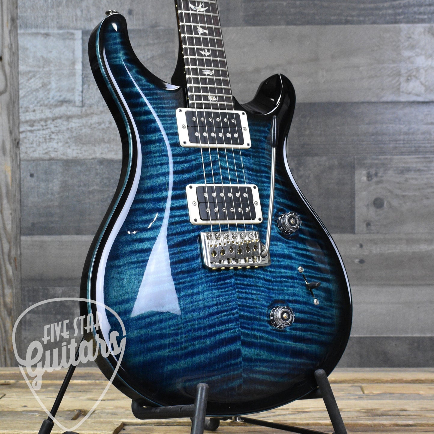 PRS Custom 24 - Cobalt Smokeburst with Hard Shell Case