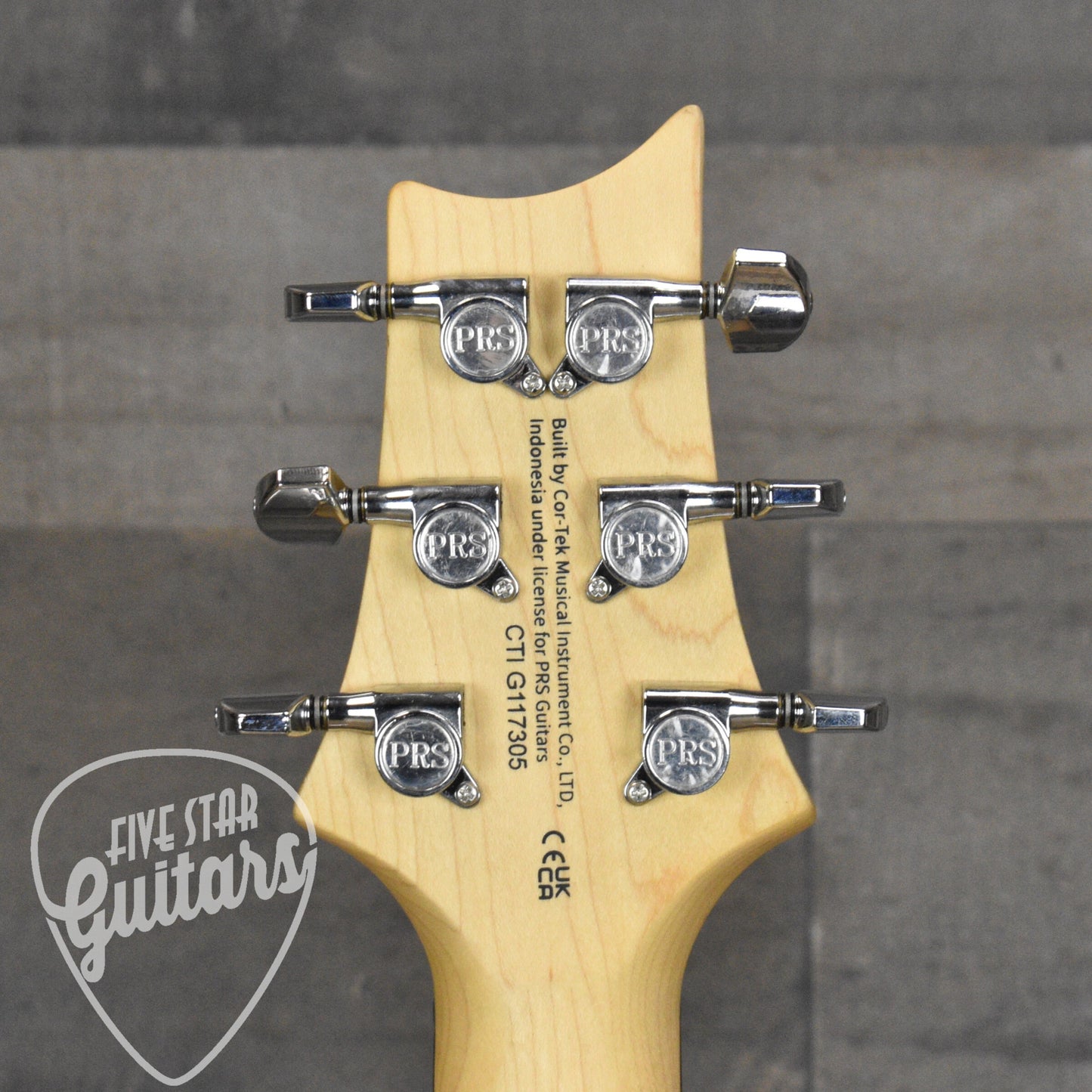 PRS SE Studio Standard Rosewood - Pearl White with Gigbag