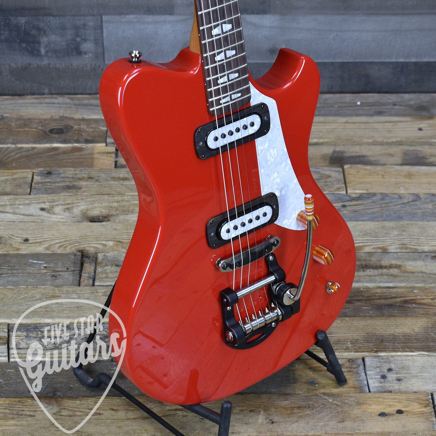 Powers Electric A Type PF42 - Guards Red with Gigbag