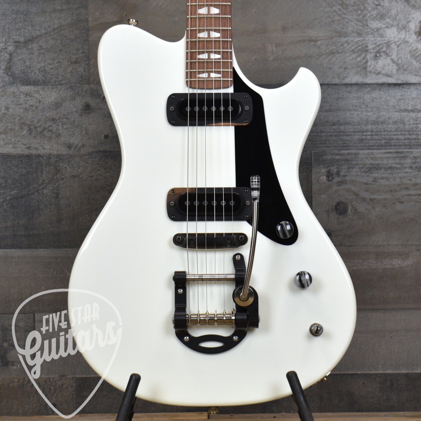Powers Electric A-Type Moonlight White PF42 CamTail - Moonlight White with Gigbag