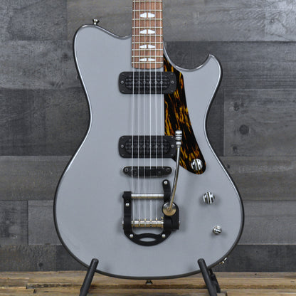 Powers Electric A Type - Cam Tail - Two Tone Chalk/London Grey with Powers Electric Gigbag