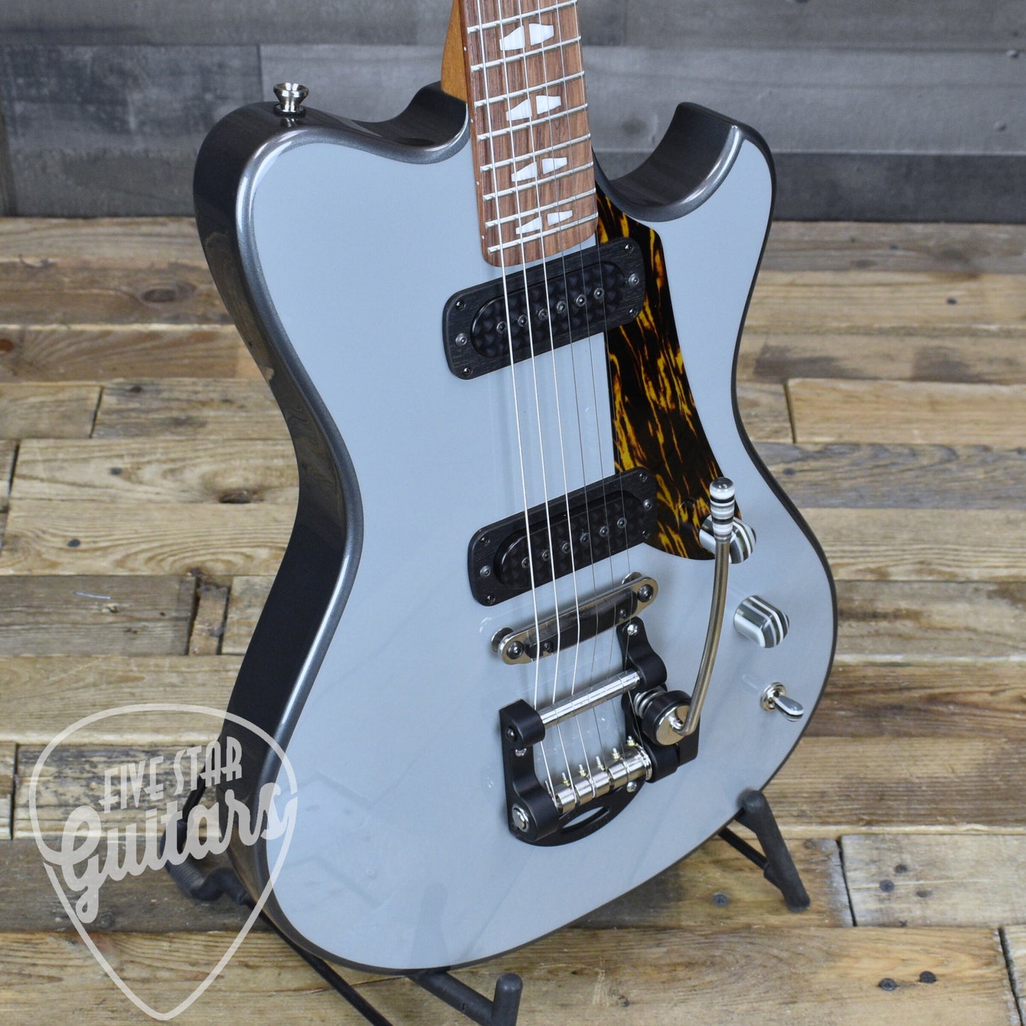 Powers Electric A Type - Cam Tail - Two Tone Chalk/London Grey with Powers Electric Gigbag