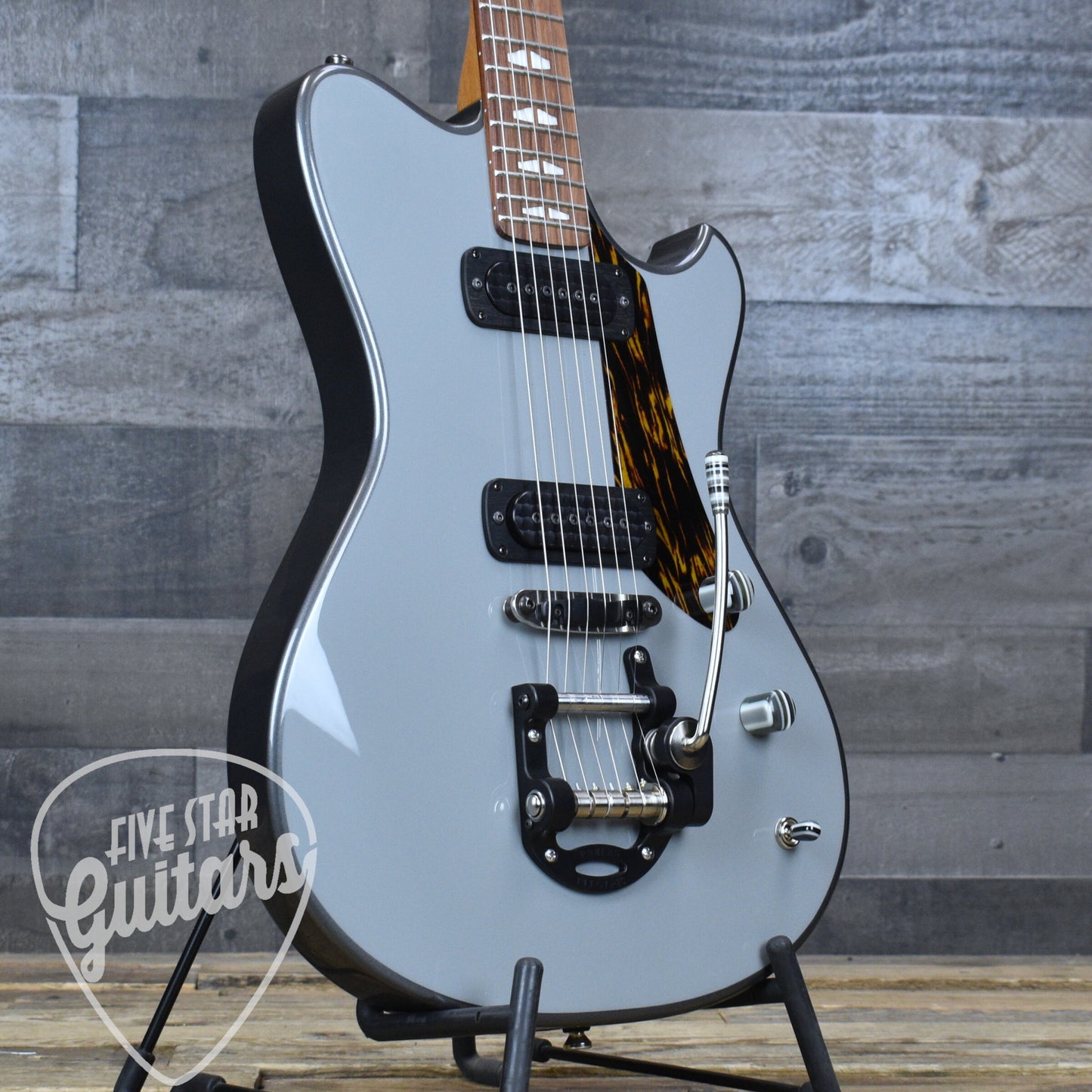 Powers Electric A Type - Cam Tail - Two Tone Chalk/London Grey with Powers Electric Gigbag